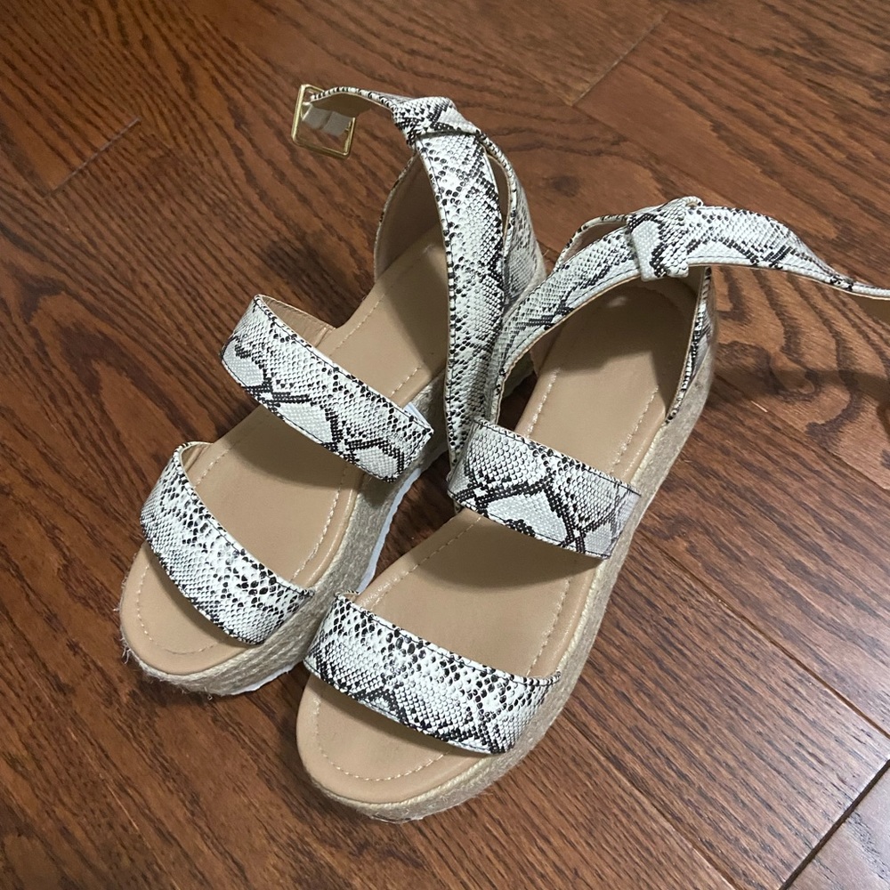 Size 8 wedges!